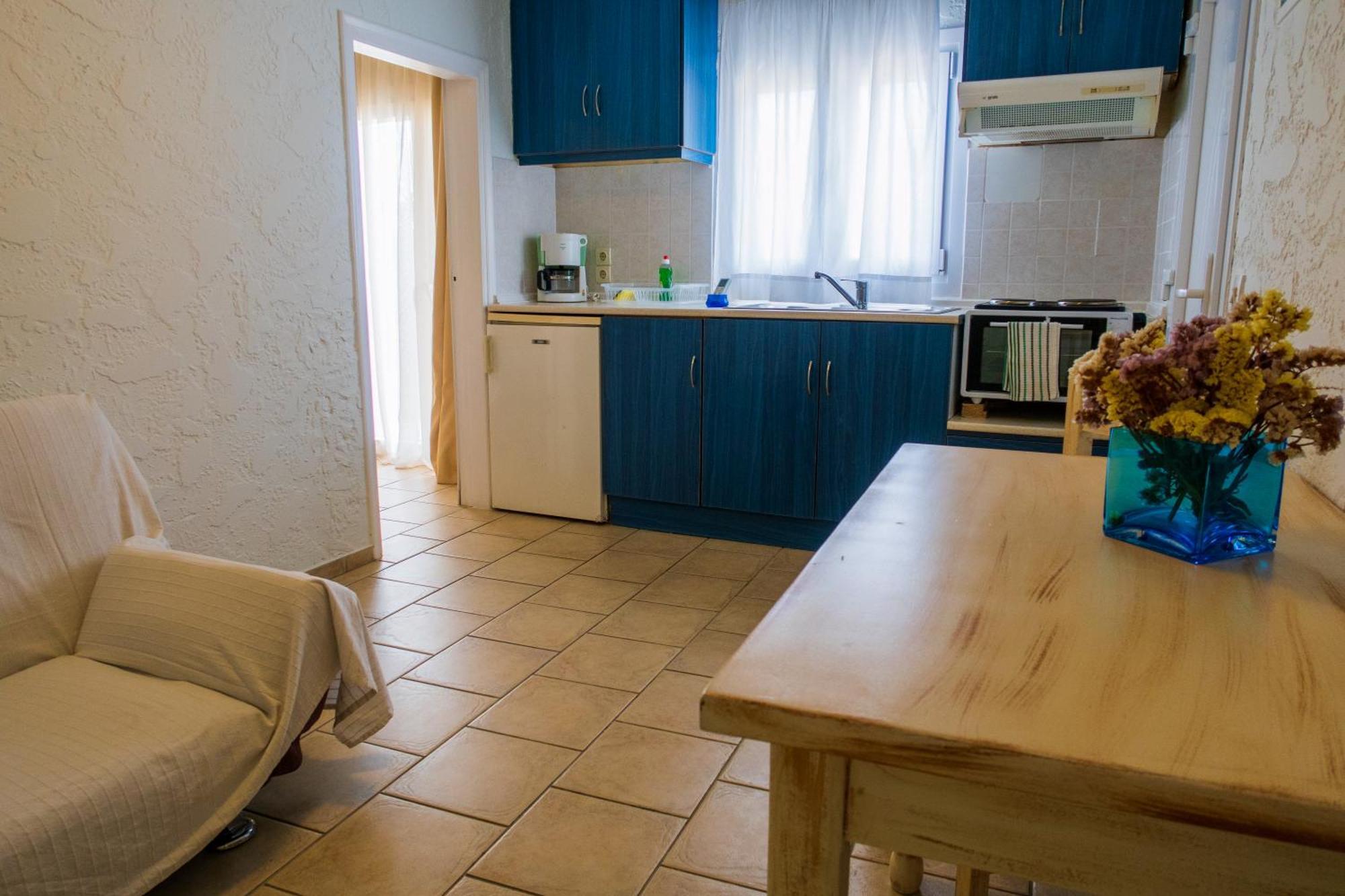 Cristina Apartments Гайос Экстерьер фото